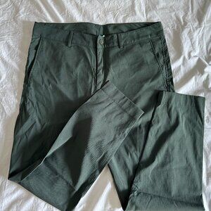 Outlier Futuredarts in Dark Green, Size 36